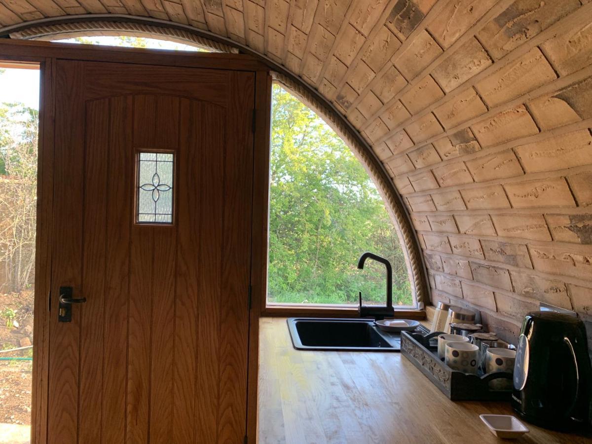Romantic Escape Luxury Hobbit House With Hot Tub! شيرنس المظهر الخارجي الصورة